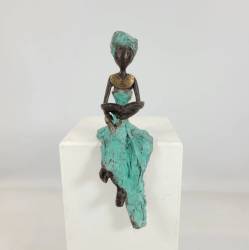 Moogoo Sculpture en bronze La femme qui lit 15 cm